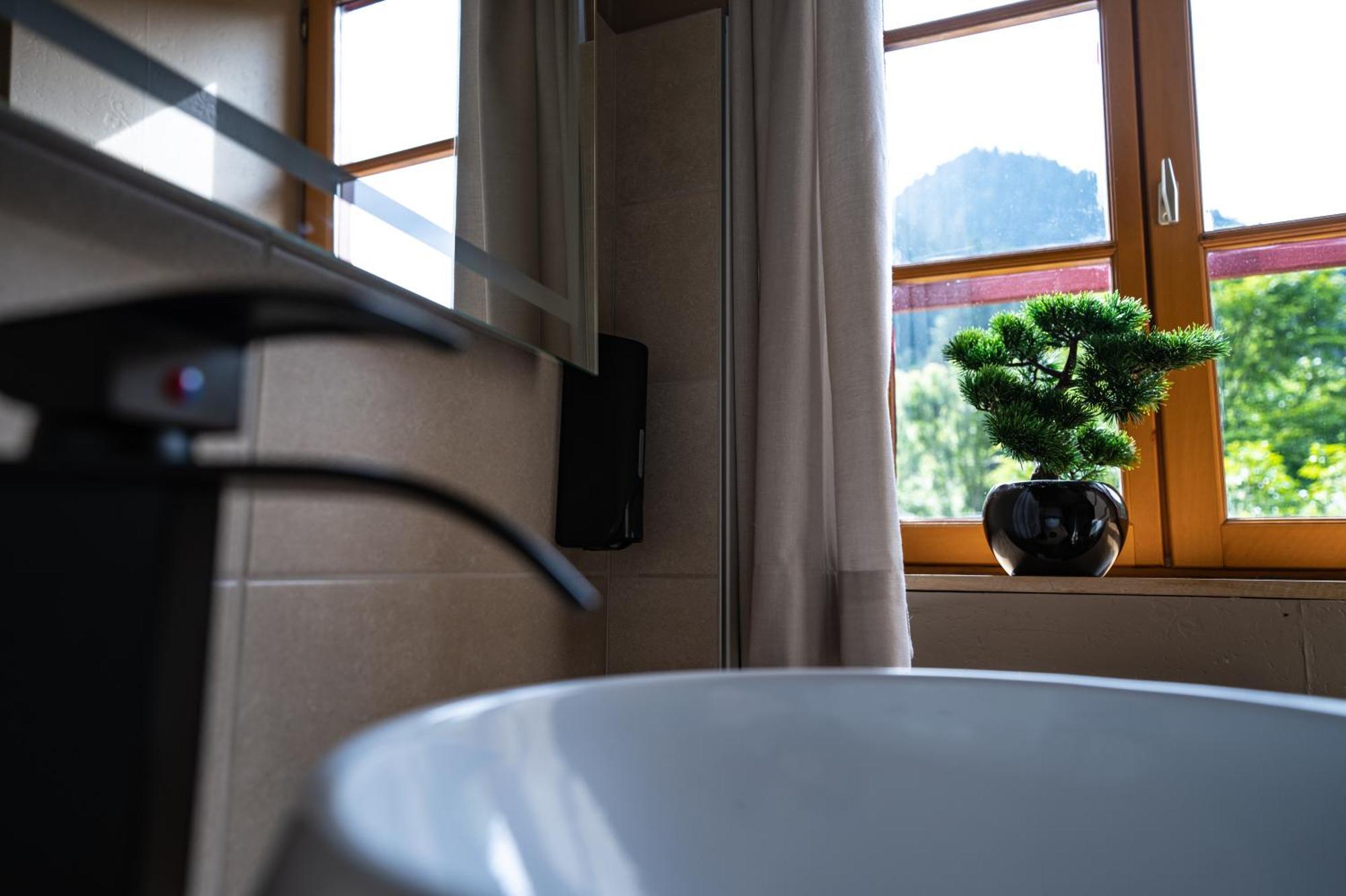 Gite Auberge Les Cascades 라몽지 외부 사진