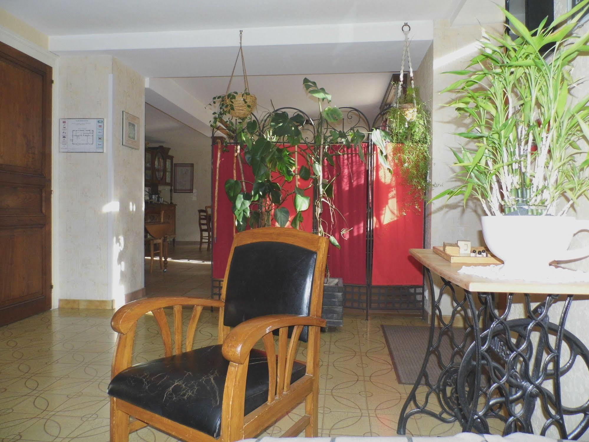 Gite Auberge Les Cascades 라몽지 외부 사진